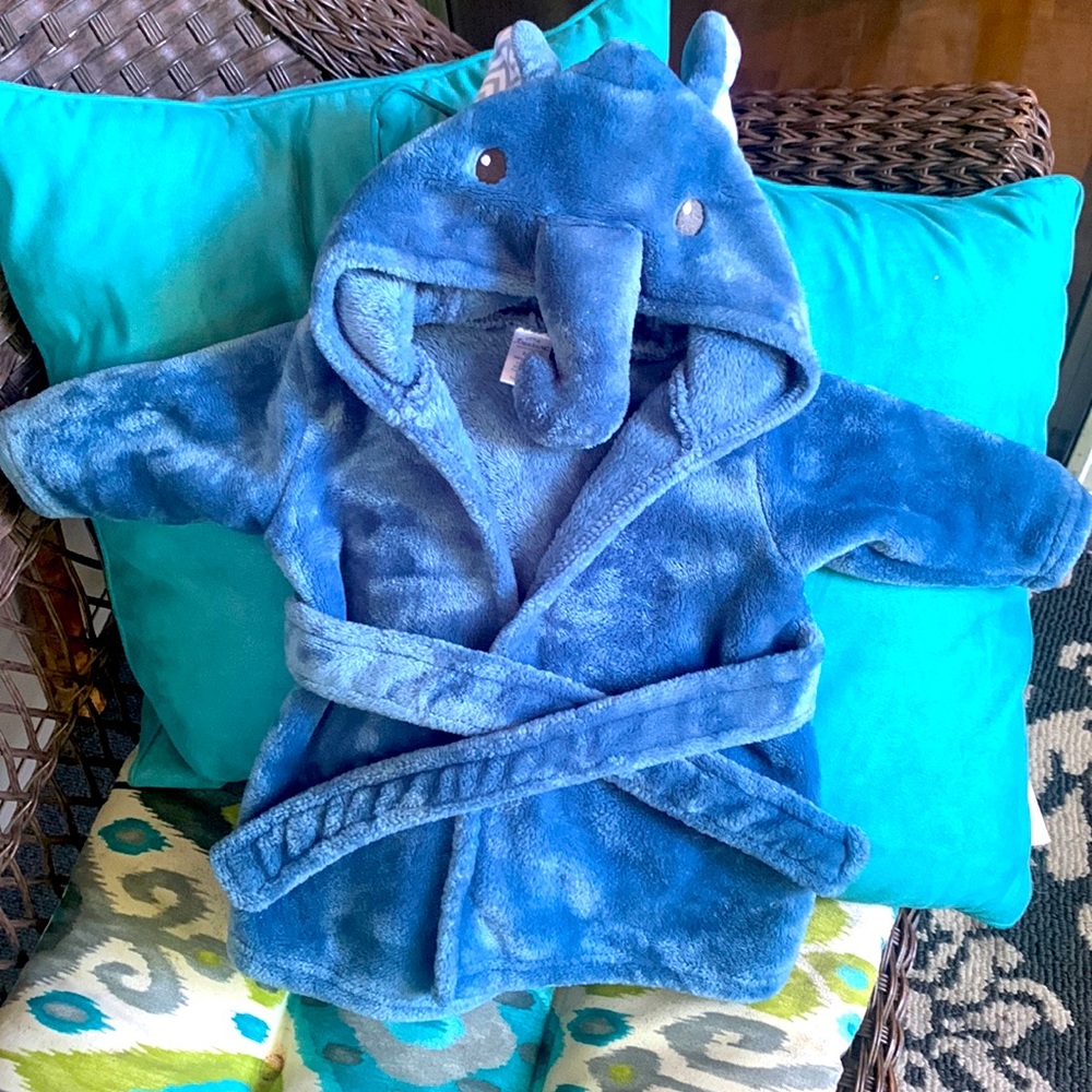 Little Treasures Infant bath Robe, size 0-9 months, blue l, gentle used once